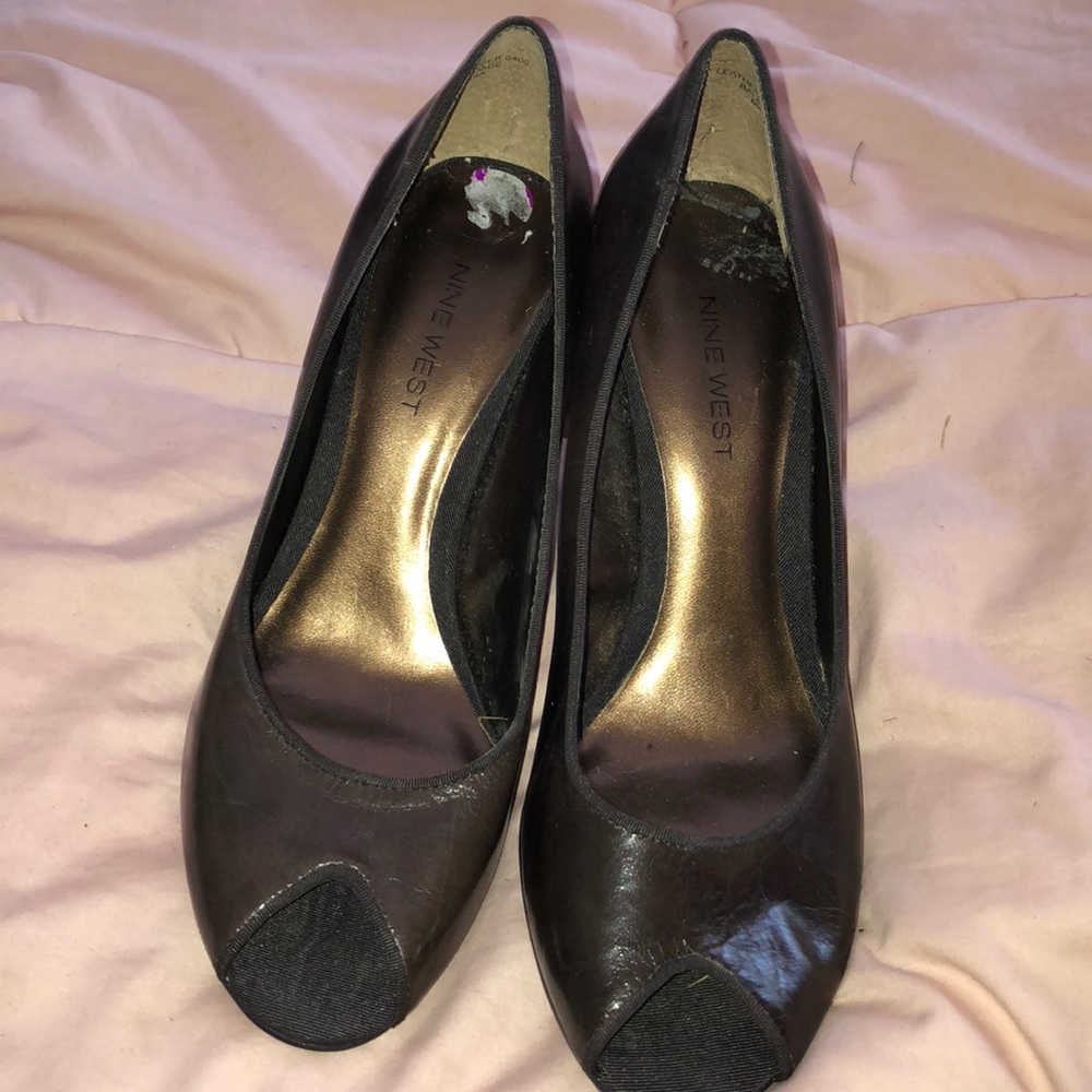 Nine West peep toe heel